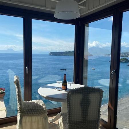 B&B Villa La Petra 圣尼科拉阿尔切拉 外观 照片