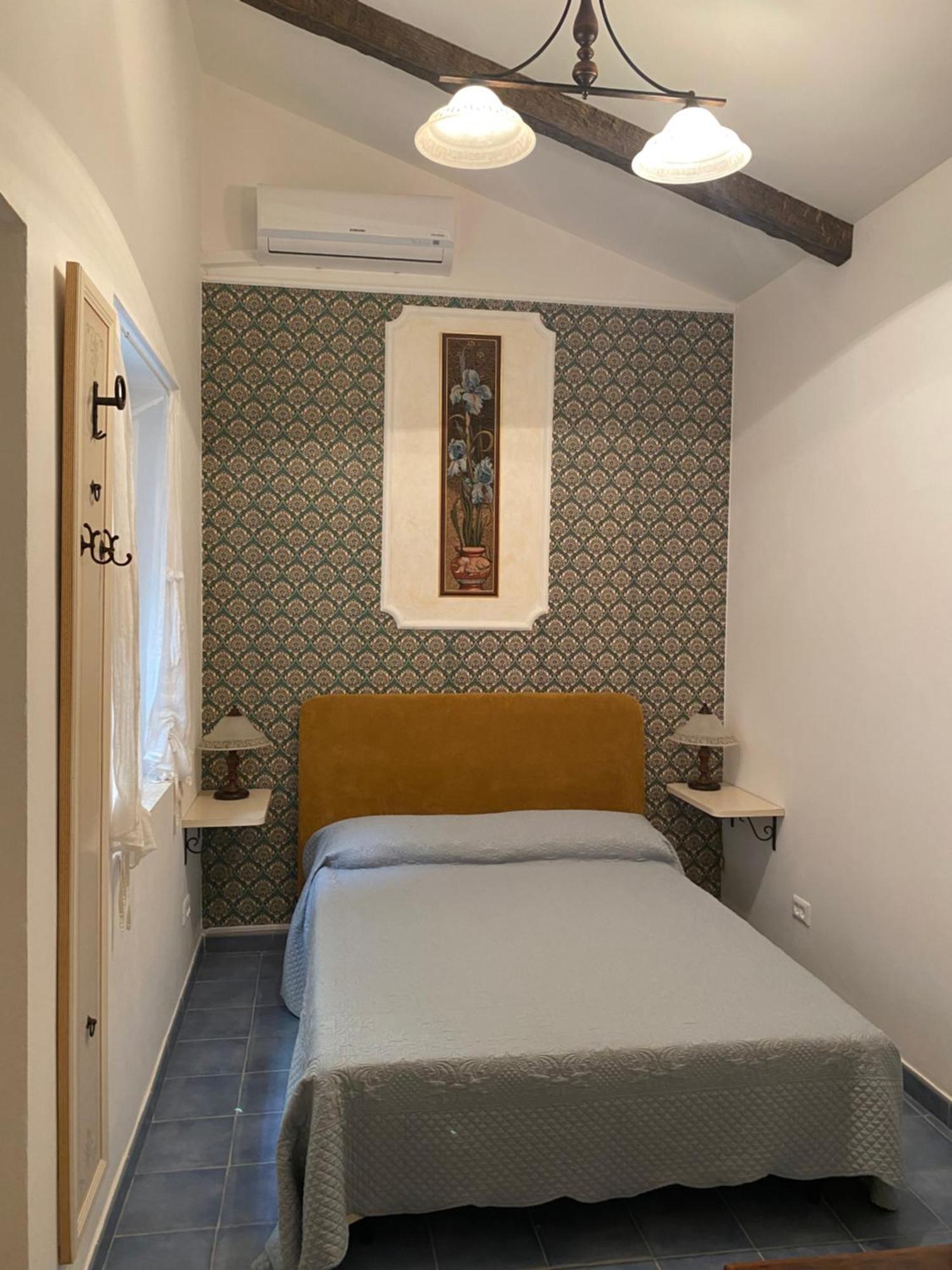 B&B Villa La Petra 圣尼科拉阿尔切拉 外观 照片