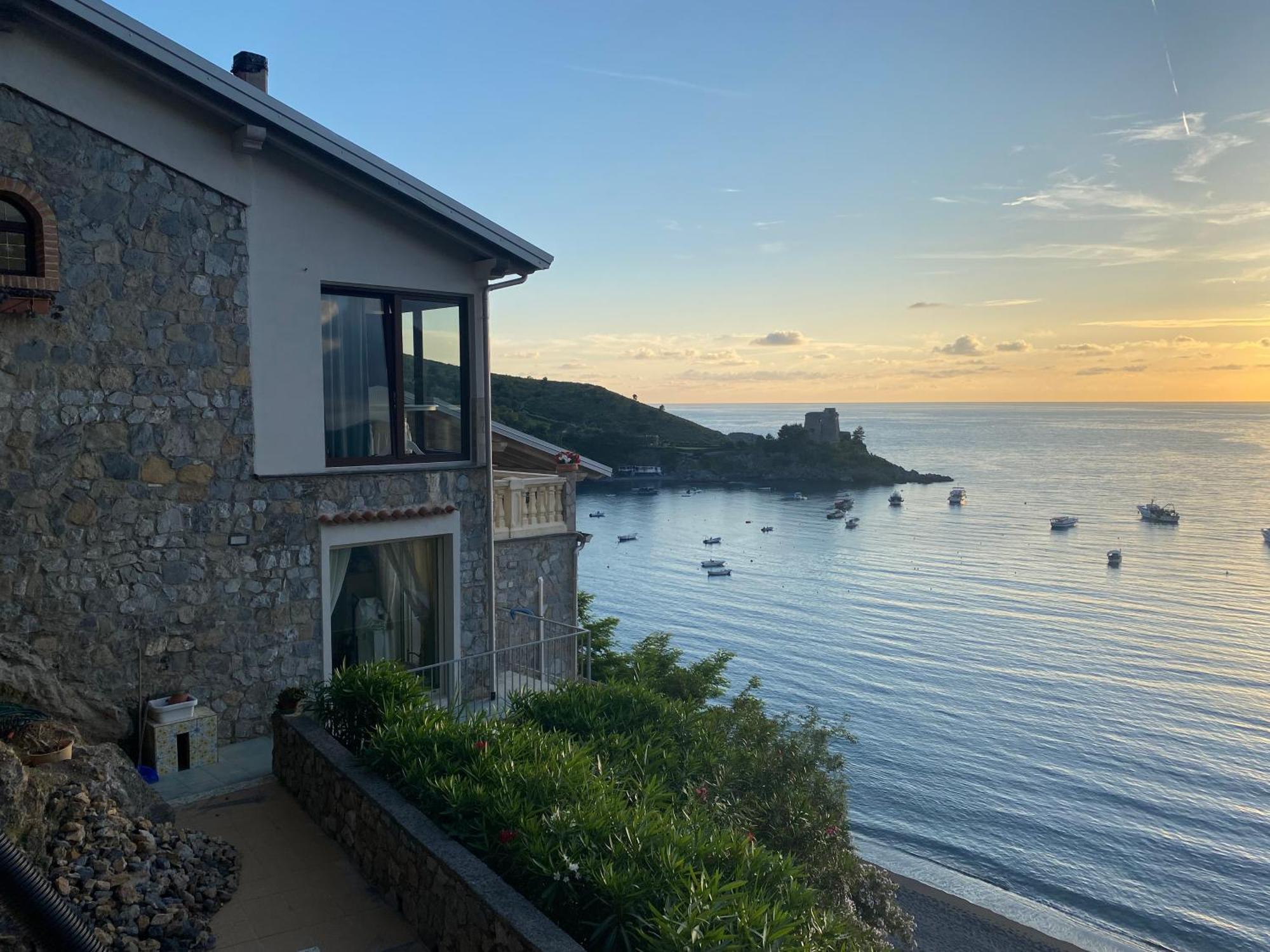 B&B Villa La Petra 圣尼科拉阿尔切拉 外观 照片