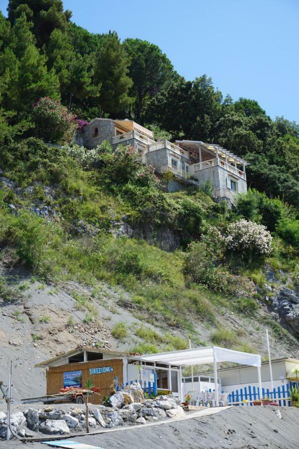 B&B Villa La Petra 圣尼科拉阿尔切拉 外观 照片